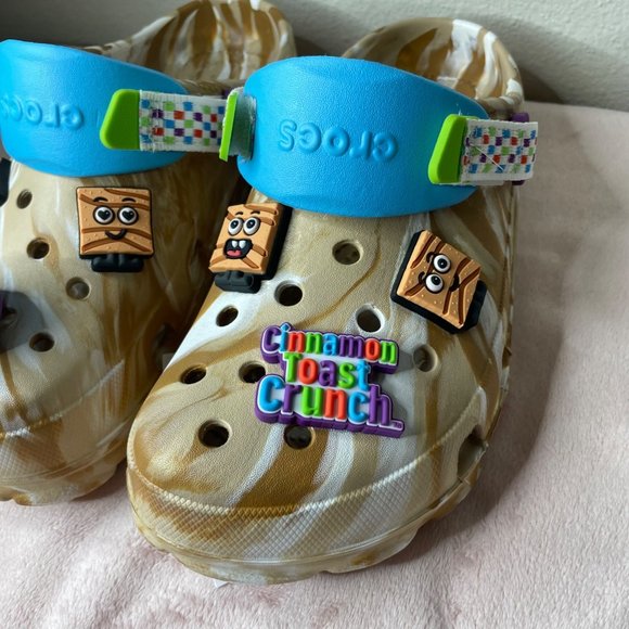 Cinnamon Toast Crunch Crocs Clog 207920-2E9 BRAND NEW *EARLY PAIR* - Picture 6 of 10